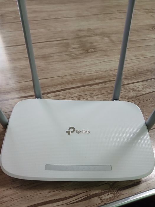TP-Link EC220-G5 AC1200 Двухдиапазонный гигабитный Wi-Fi роутер
