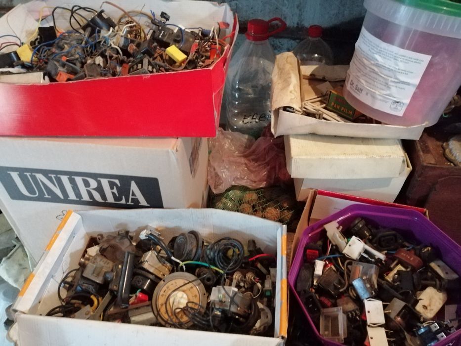 Vind un întrerupător automat de 1250a. Transformatoare 100_1000va