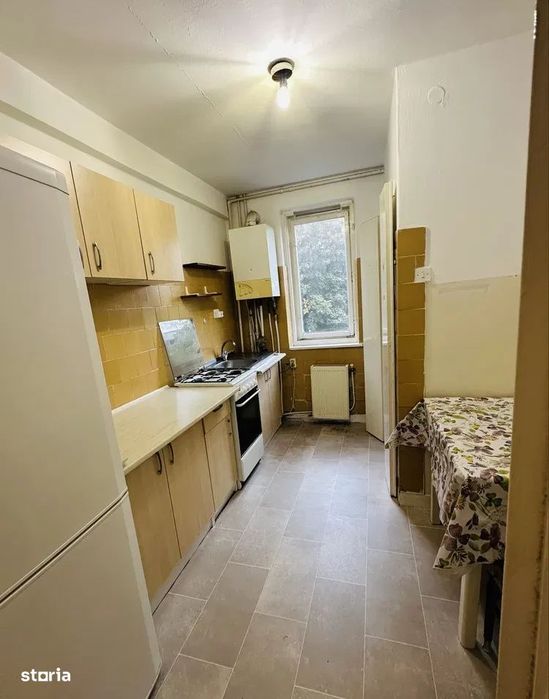 Apartament 4 camere,  Gheorgheni, 70 mp utili