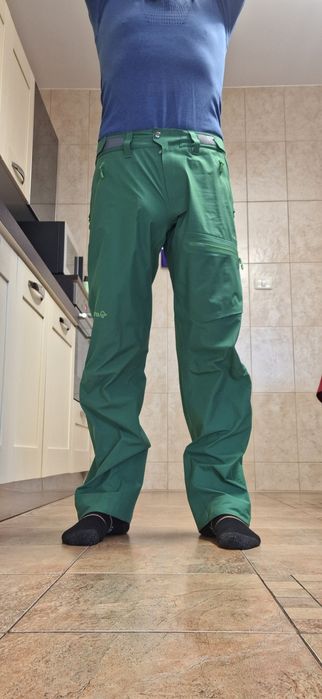 Vind pantaloni Norrona Falketind  Gore Tex, marimea M