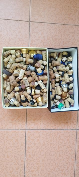 Продам пробки б/у