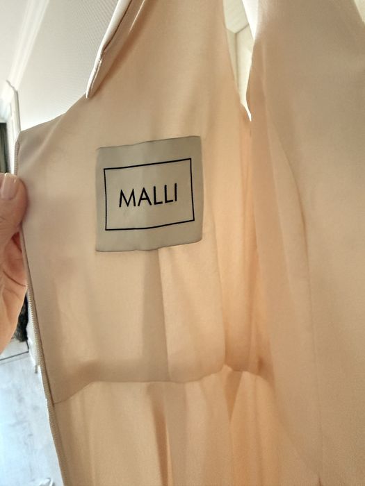 Платье шикарное платье Malli Aмариж