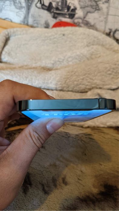 Продам iPhone 12 Pro