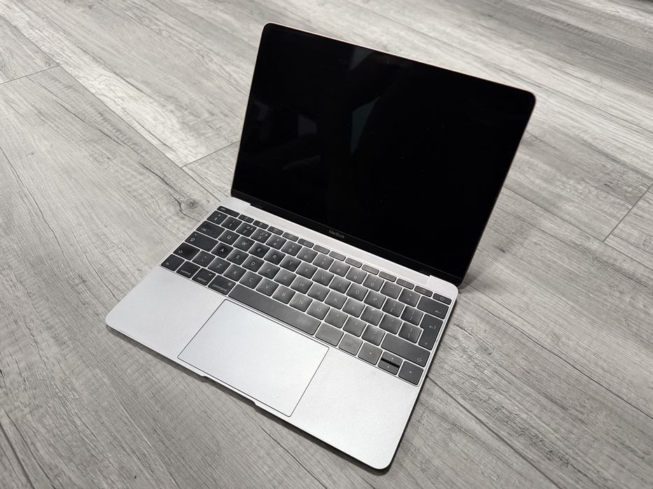 Macbook Retina 12 A1534 за части или ремонт