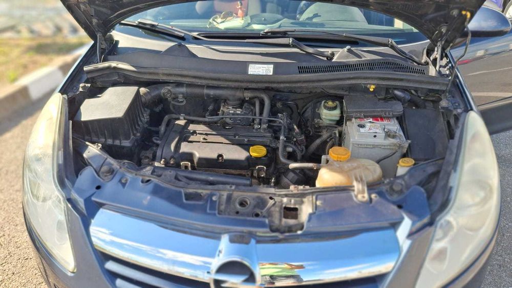 Vand masina opel corsa D/ an 2007