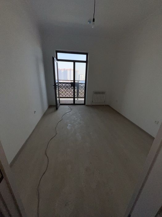 1 xona Sputnik 16a  kvartira oilaga arendaga novostroyka 5 metroga 2km