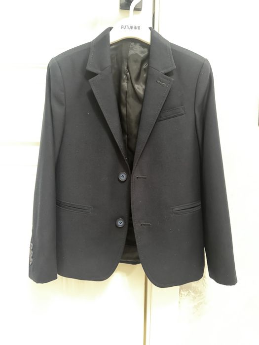 Продам школьную форму на мальчика