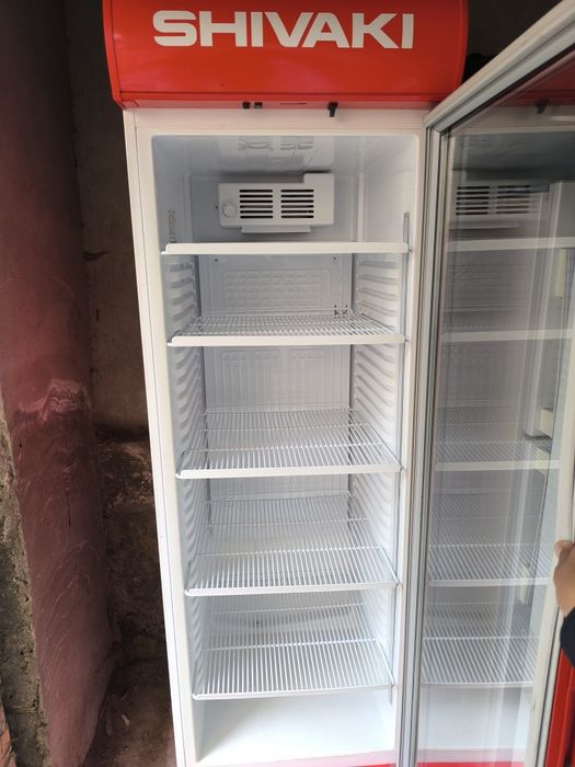 Срочно продаётся холодильник Shivaki