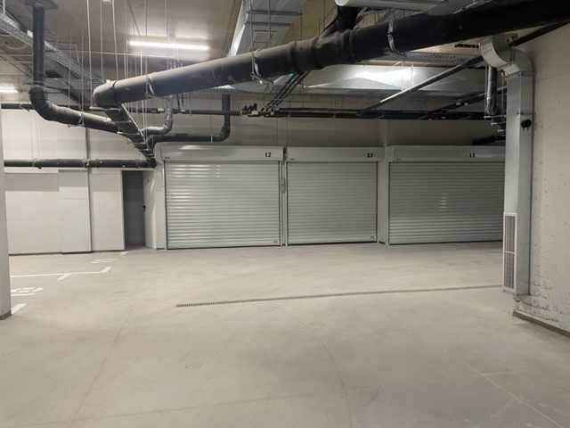 Дава се под наем Гараж / Паркомясто в София, Център - 20 кв.м за 153 € - Снимка #2