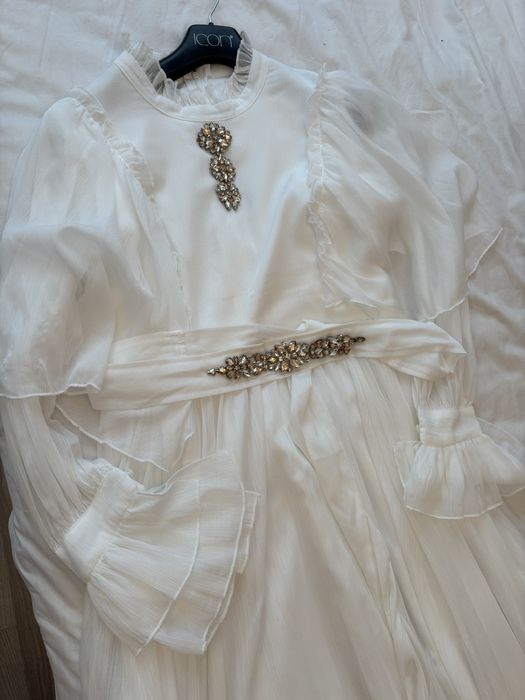 Платье белый со стразами