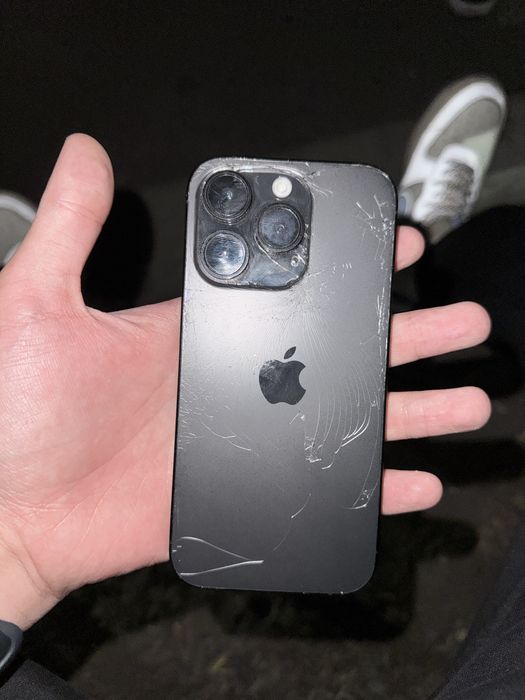 Продам iPhone 14 pro