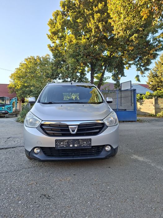 Dacia Lodgy 1.6 benzina an 2012.
