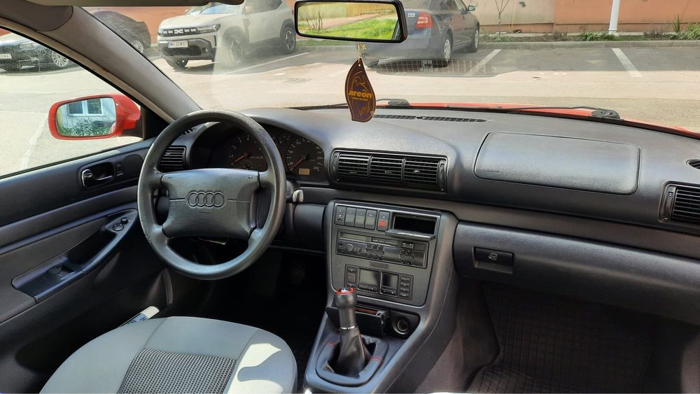 Vand Audi A4 B5 1.6 benzina perfecta stare tehnica