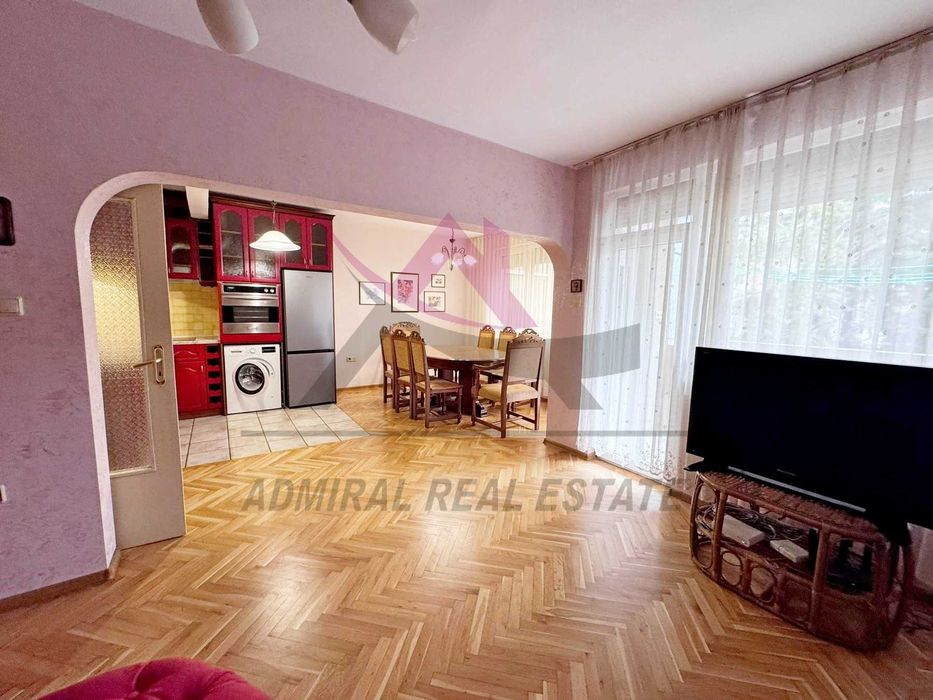 Дава се под наем Тристаен апартамент в Варна, Конфуто - 100 кв.м за 620 € - Снимка #1