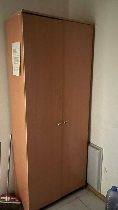 Шкаф из ЛДСП. Шкаф для персонала