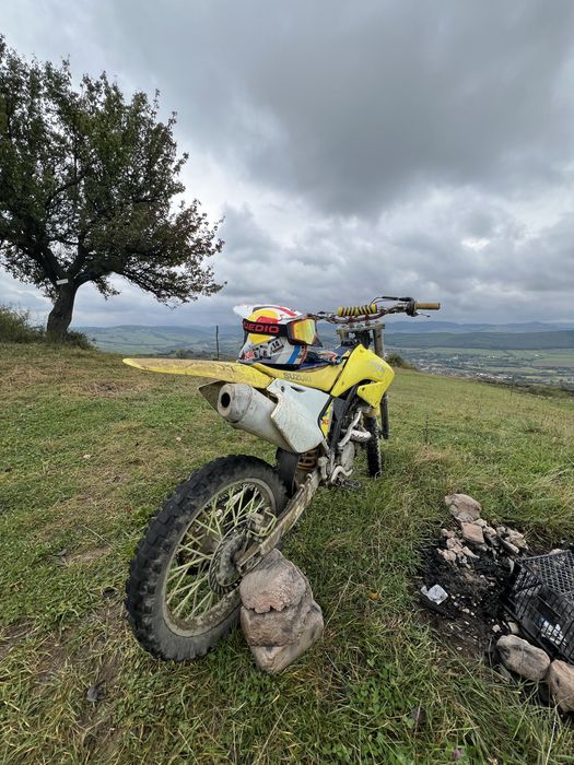 Suzuki rmz 250 (full cross)schimb cu masina