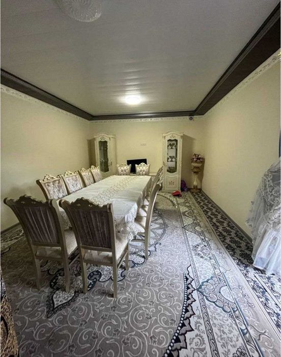 Дом 4 сотки, 7 комнат по ул.Лахути (заезд для машины имеется)