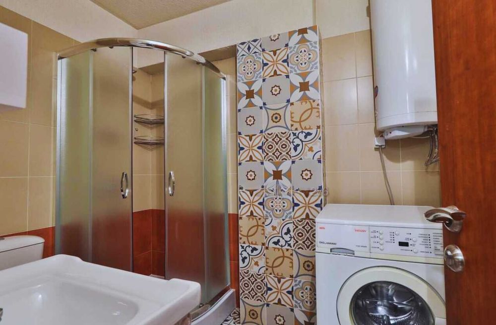 Дава се под наем Двустаен апартамент в София, Студентски град - 85 кв.м за 446.25 € - Снимка #2