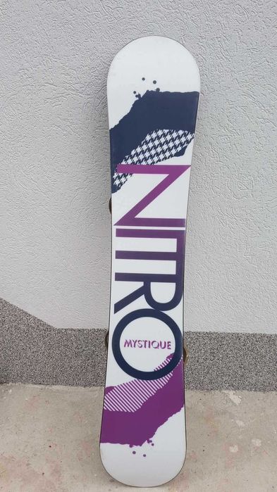 Placa snowboard Nitro Mistique 149cm