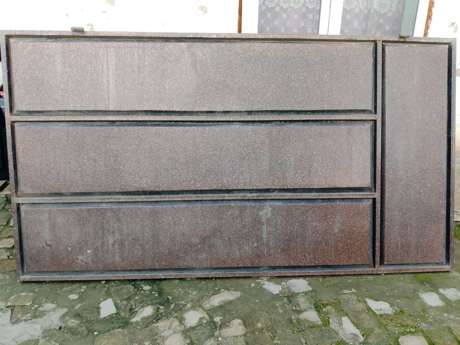 Продам ворона гаражные без дверей, Высота 250 , Ширина 270.