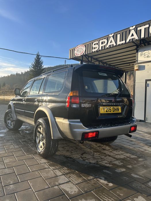 Mitsubishi shogun sport