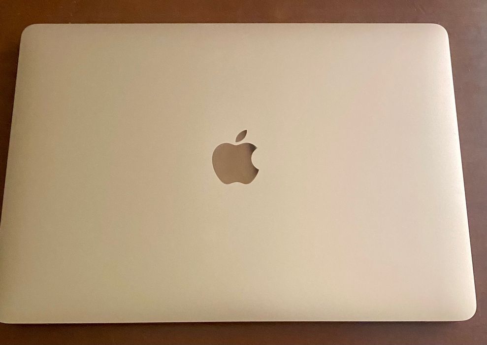 Продается MacBook