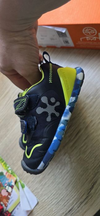 Продам кросовки Biomecanics