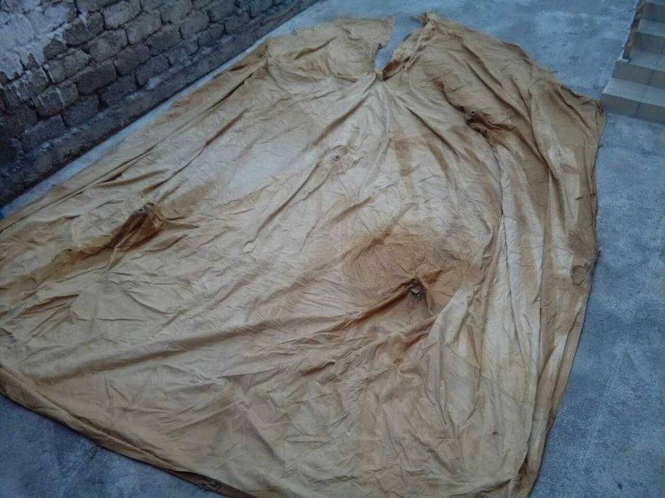 Палатка  4-х  местная