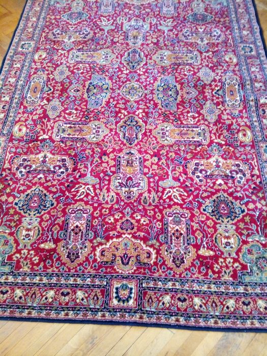 Нов ръчно тъкан чипровски килим