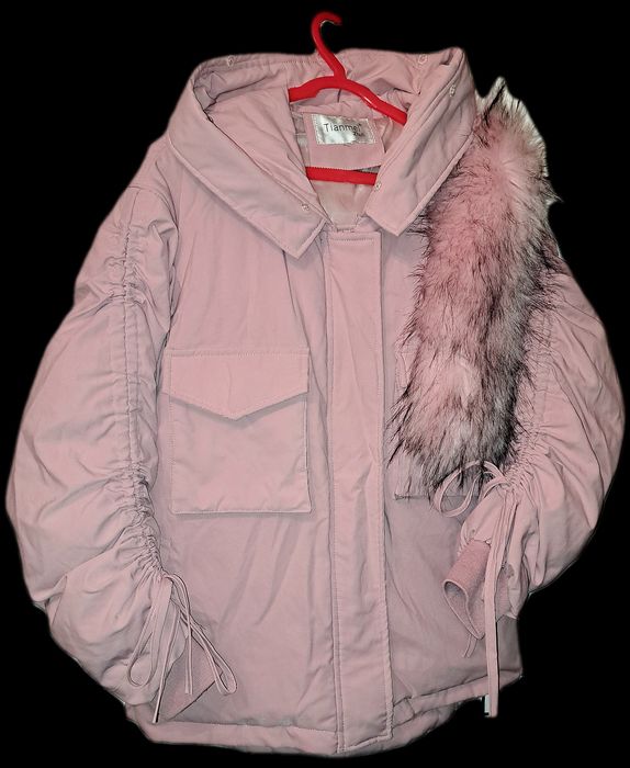 Kurtka turkiyaniki holati alo marta kiyilgan razmeri oversize