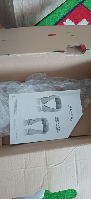 Aparat masaj cervical