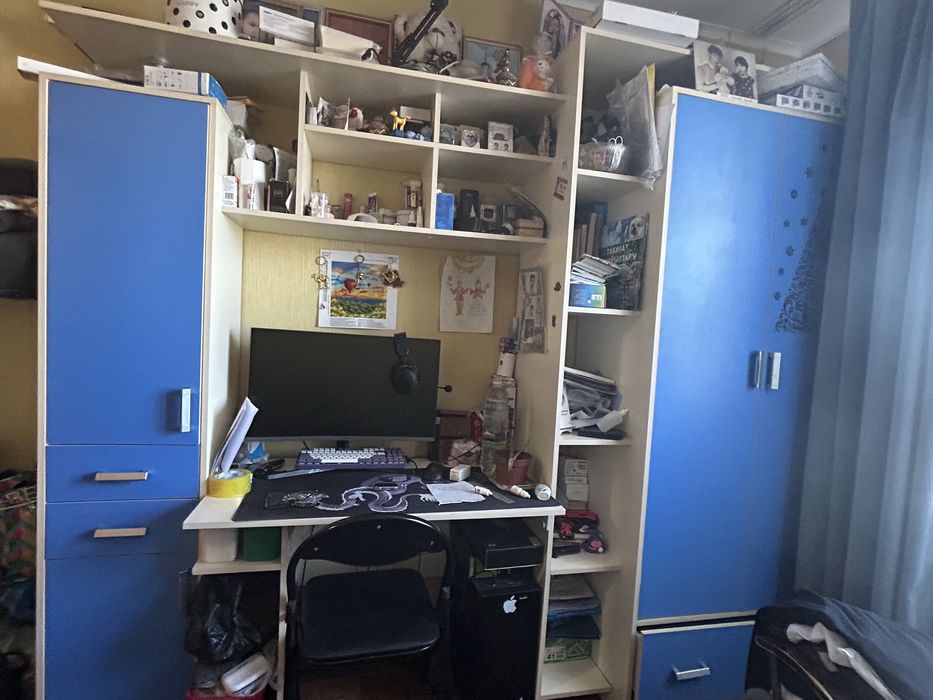 Детский шкаф синий стенка