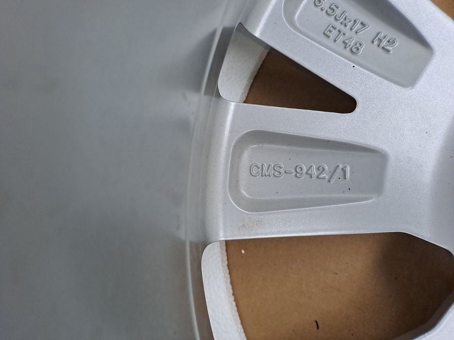 Сеат Фолксваген Шкода Ауди  5×100 17цола  6 1/2 J Ет 48 57.1 ц.отвор