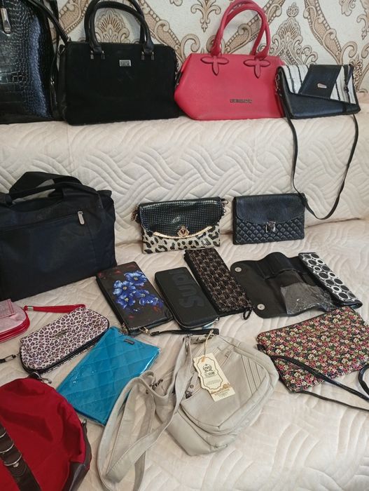 Продам сумки кошельки разные