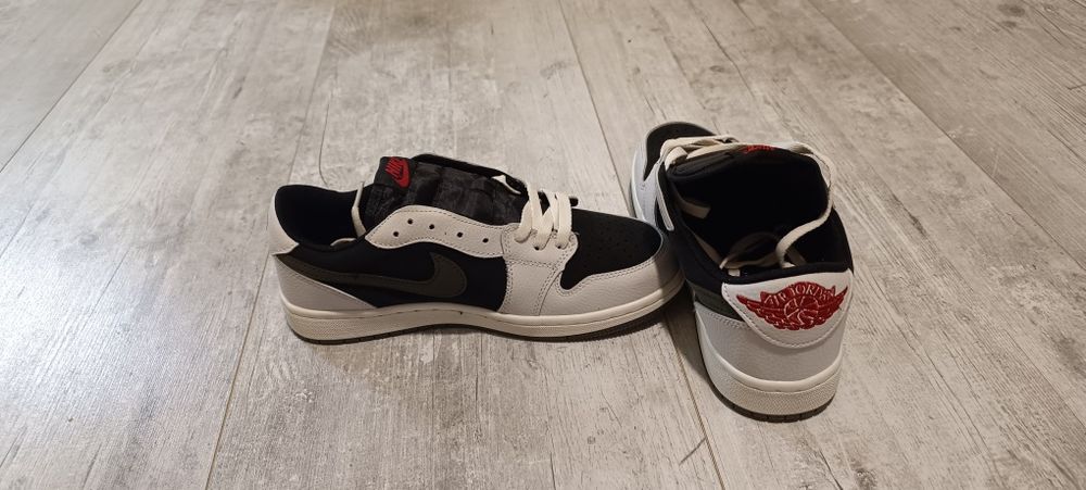 Nike Jordan 1 Travis Scott