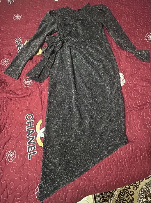 Вечернее женское платье