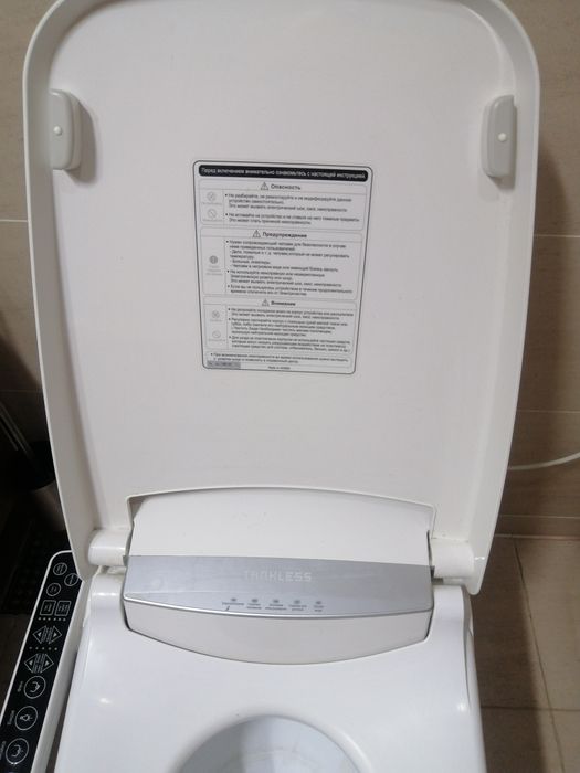 Продам унитаз корейского производства