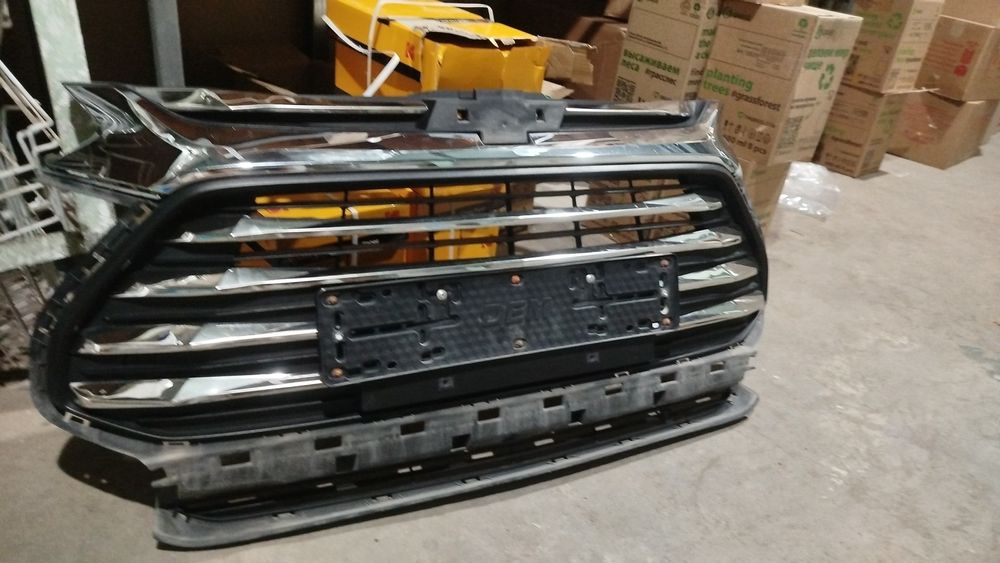 Chevrolet Tracker 2 old bamfer sotiladi