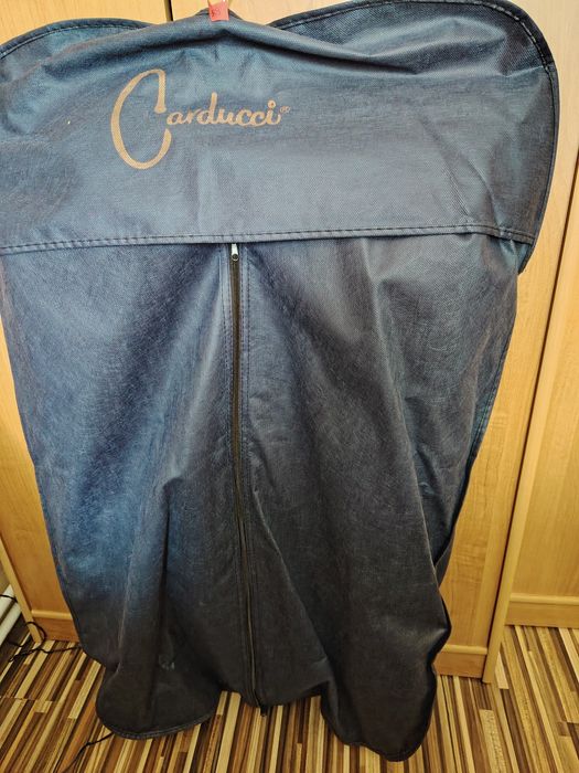 Мъжки костюм на Carducci