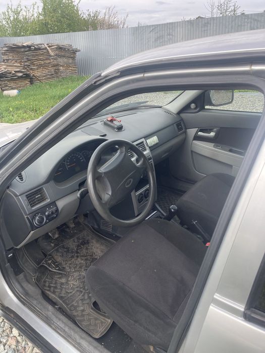 Продам приору хетчбек