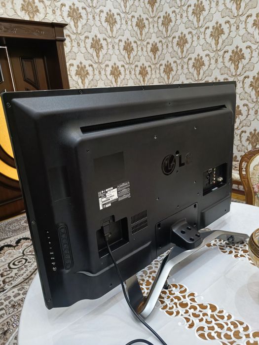 LG 42" диоганал 3D Korea