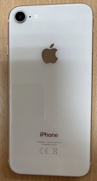 Iphone 8 золотого цвета