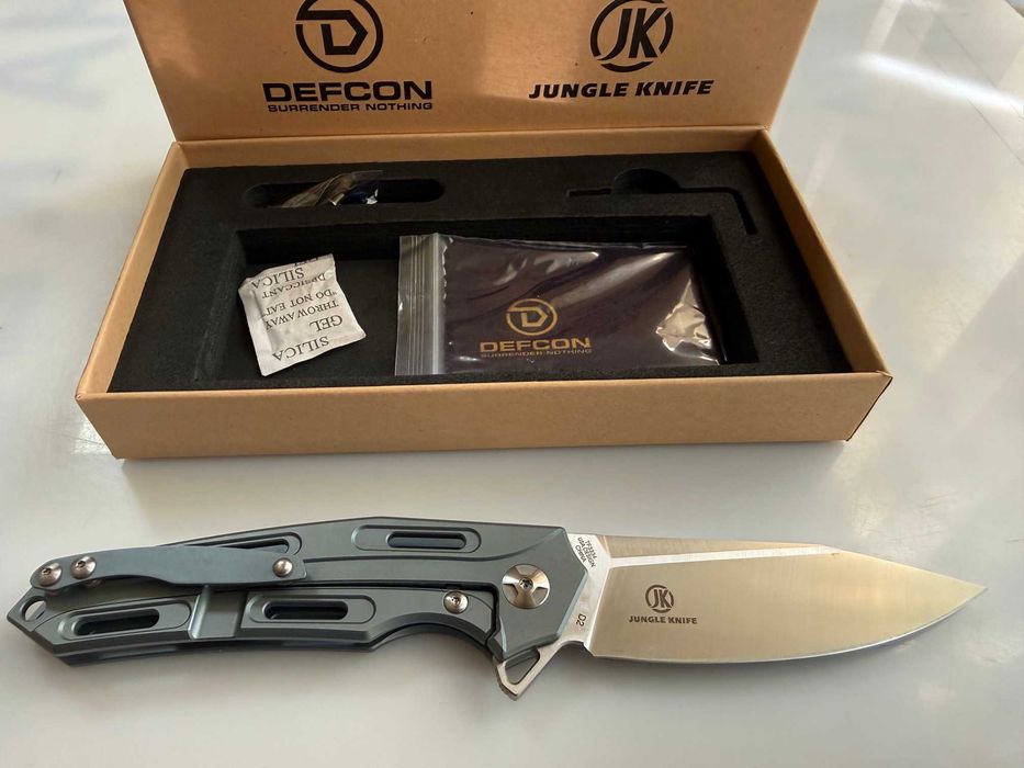 ножове Defcon Jungle Knife – Титан, Дамаск и D2
