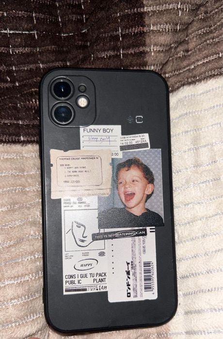 Продам телефон