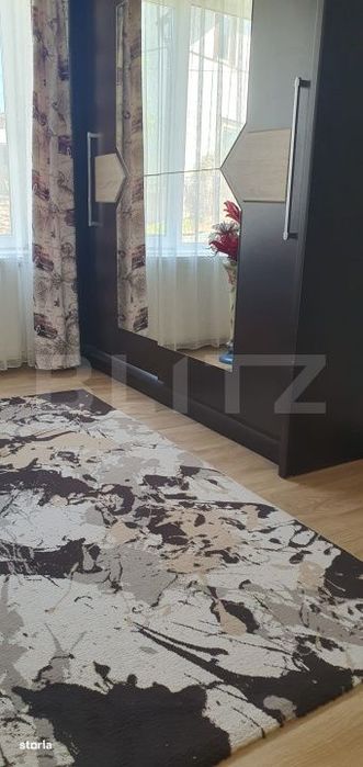 Casa 3 camere finisate si 7 camere la rosu (Et+M), 182mp, in Vatra Dor