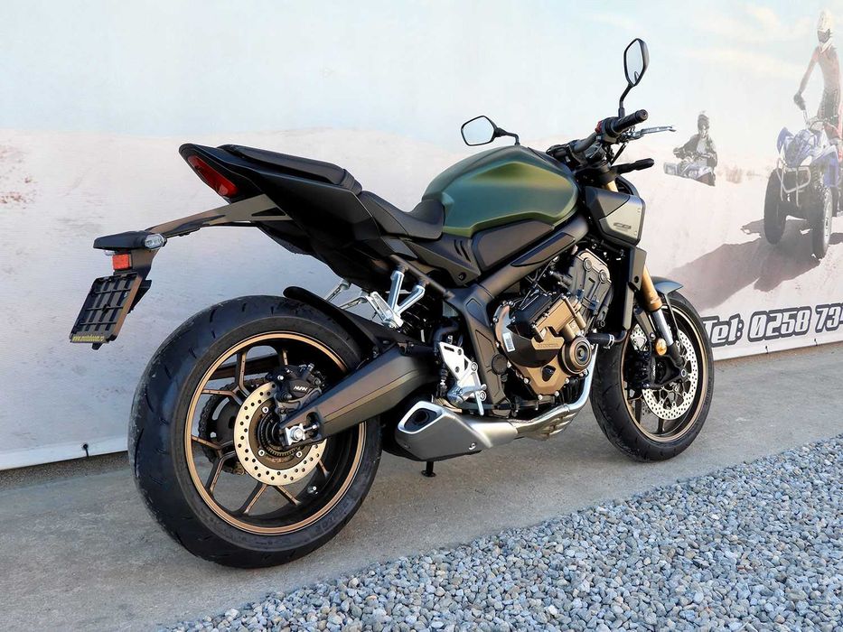 Lichidare Motocicleta Honda CB650R E-Clutch ABS 2025 | Rate | Leasing