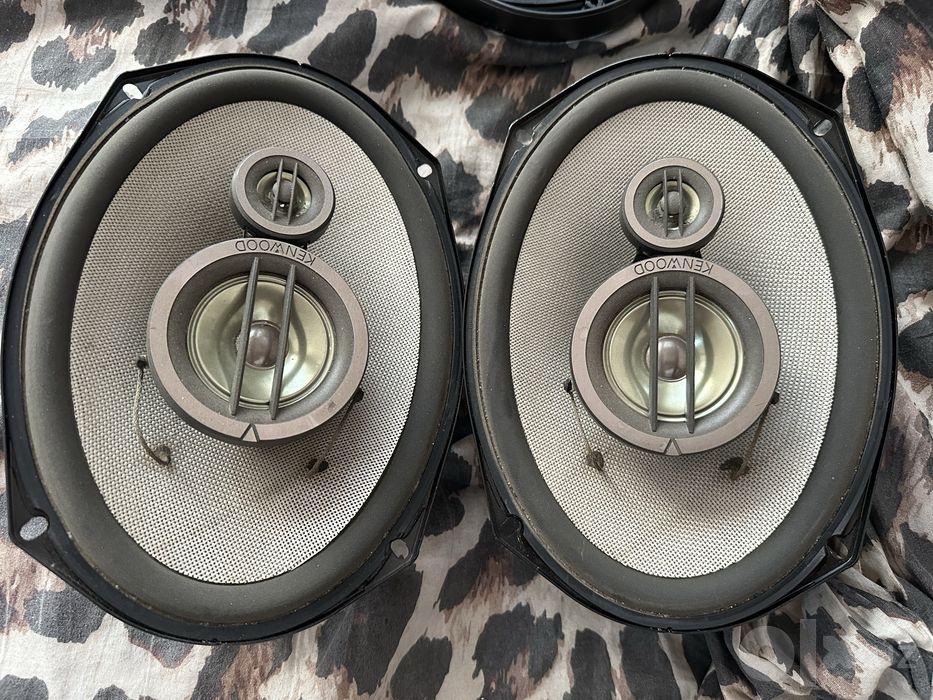 Kenwood 718 sotiladi