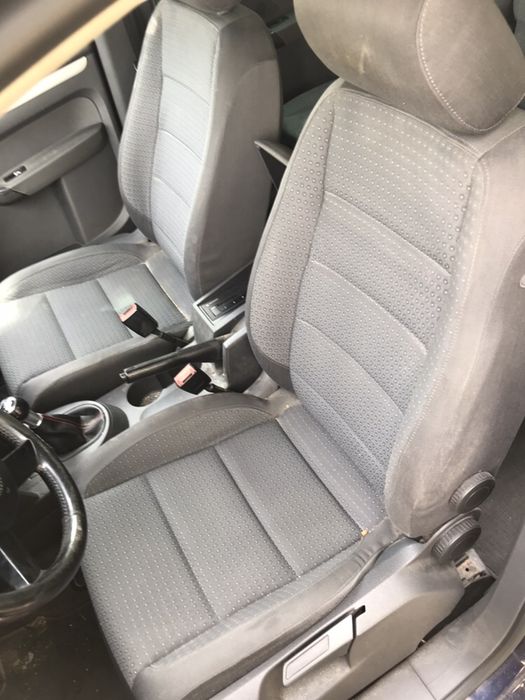 Фолксваген туаран Volkswagen touran 2.0TDI 136к.с На части