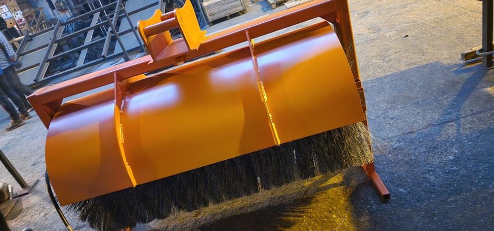 Perie maturatoare pentru excavator