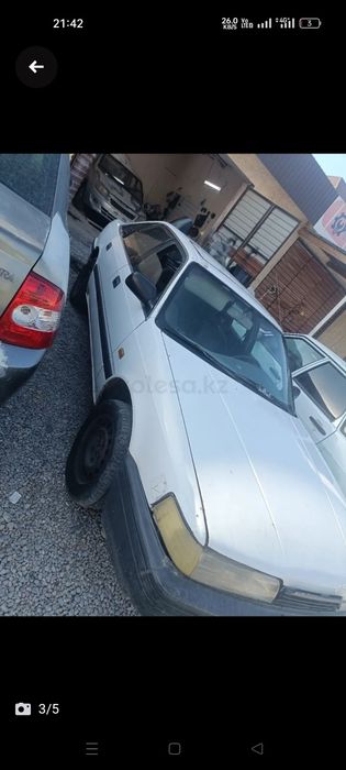 Авто машина мазда 626 сатылады.